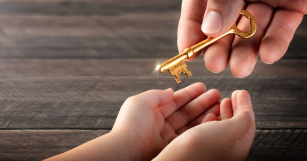 Aave Makes History as Core Developers Transfer Governance ...
