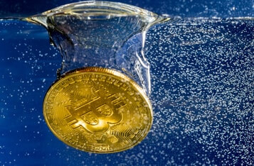 Why Bitcoin Crashed by $3000 and Is Currently Undergoing a Sharp Price Correction