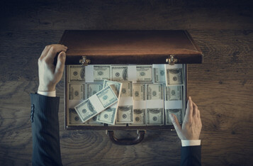 Yearn.finance（YFI）因Eminence Finance（EMN）遭黑客入侵而受到打击，这是否意味着efi的终结？