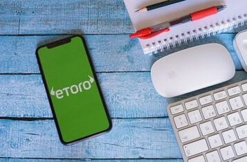 EToro Boosts Insurance Cover-Up to £1 Million, but Crypto Investments Excluded